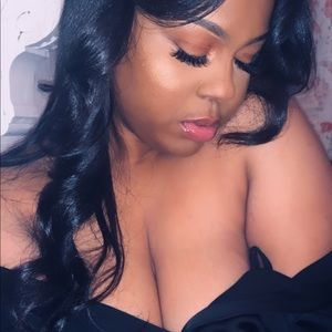 Meet your Posher, Tiara